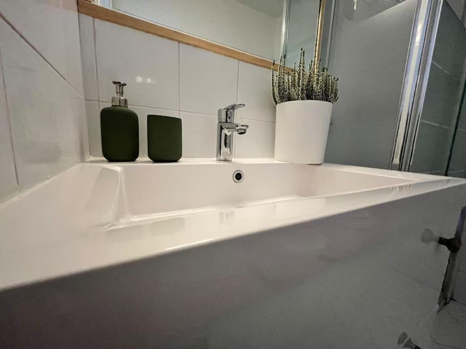 2-Bedroom Flat In The Heart Of Bergamo City Centre Экстерьер фото